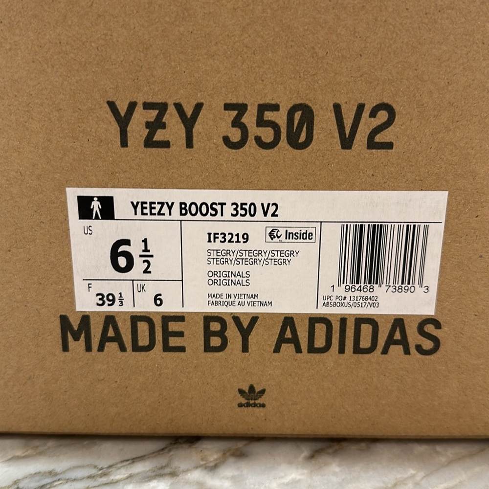 Yeezy 350 V2 Steel Grey - Picture 4 of 5
